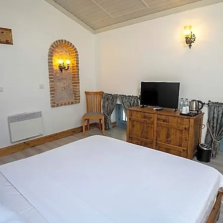 Pietra Ayvalik